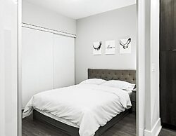Toronto Icon Suites - CN Tower Downtown