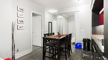 Toronto Icon Suites - CN Tower Downtown