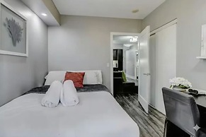 Toronto Icon Suites - CN Tower Downtown