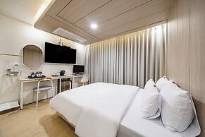Daejeon Brown Dot Wolpyeong