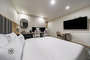Daejeon Brown Dot Wolpyeong