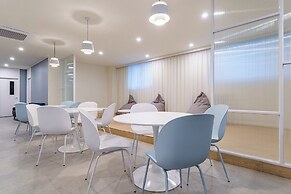 Daejeon Brown Dot Wolpyeong