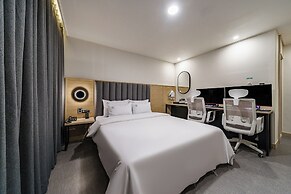 Daejeon Brown Dot Wolpyeong