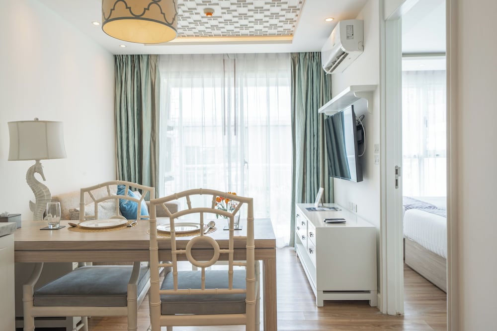 Seavale Patong Phuket