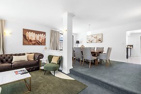 The Monaco Mansion Dianella - Sepal Stay