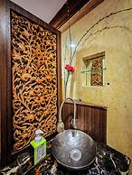 Serene Palm Heritage Tropical Villa