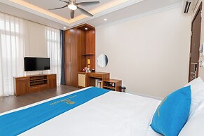 Royal Louis Hotel