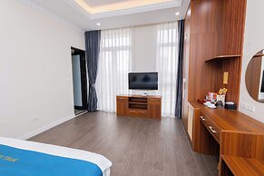 Royal Louis Hotel