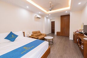 Royal Louis Hotel