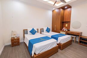 Royal Louis Hotel