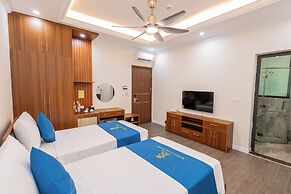 Royal Louis Hotel