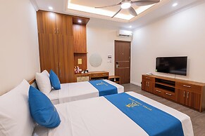 Royal Louis Hotel
