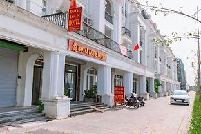 Royal Louis Hotel