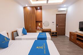 Royal Louis Hotel