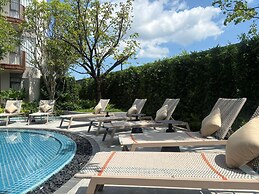 Canvas Condo New 2BR Near Beach 111-80