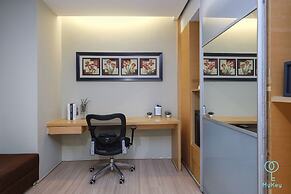 Empire Suites Subang by Mana Mana
