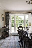 Moore Lodge