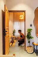 ONEOFF X ASSI  A BOUTIQUE HOMEOTEL