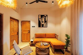 ONEOFF X ASSI  A BOUTIQUE HOMEOTEL