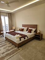 Dwellr Luxury Stays