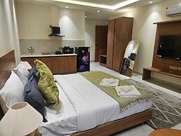 Dwellr Luxury Stays