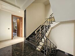 Dwellr Luxury Stays