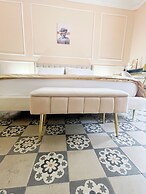 Flame B&B - Elegant Rooms