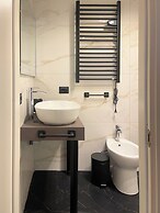 Flame B&B - Elegant Rooms