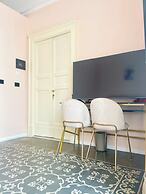Flame B&B - Elegant Rooms