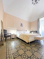 Flame B&B - Elegant Rooms