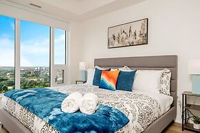 Newly Built Modern Condo With Stunning City Views