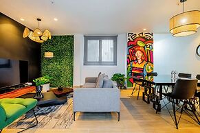 w Engaging 2BR in Casco Viejo