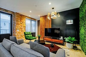 w Engaging 2BR in Casco Viejo