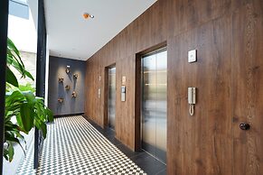 w Engaging 2BR in Casco Viejo