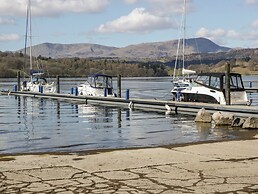 6 Waterside