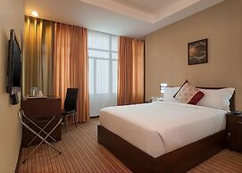 Hotel Flight Path Near IGI Airport