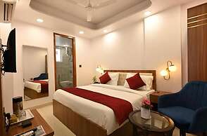 Hotel Flight Path Near IGI Airport