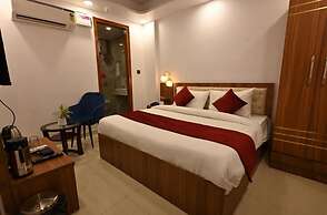Hotel Flight Path Near IGI Airport