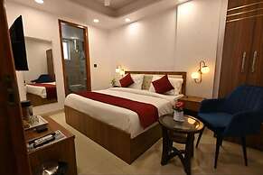 Hotel Flight Path Near IGI Airport