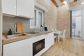 Old Town Apartments Rajiceva