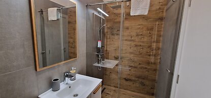 Old Town Apartments Rajiceva