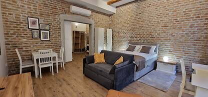 Old Town Apartments Rajiceva