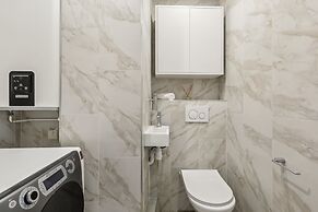 Stylish 3BR Near Tuileries Gardens