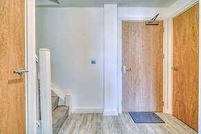 Apartment 422