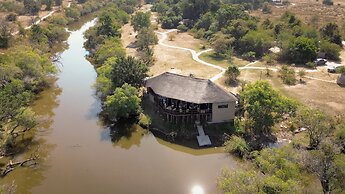 Mozhi Bushcamp