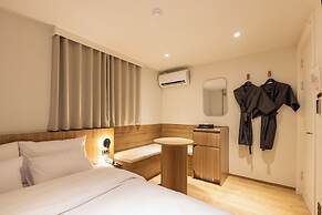 Vinetree Boutique Hotel
