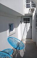 DIAMOND on the cliff Hotel &Suites