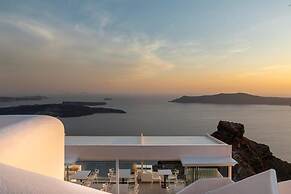 DIAMOND on the cliff Hotel &Suites