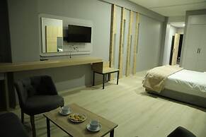 Bayraktepe Snow Hotel