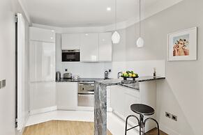 Chic 2BR 2BA near Place des Vosges